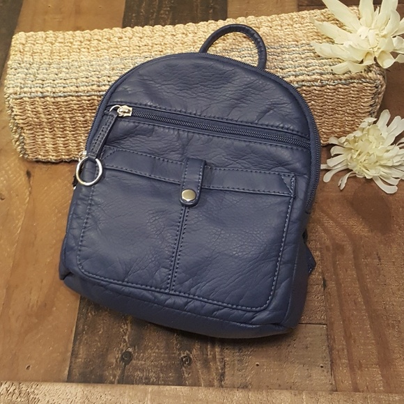 bueno backpack purse